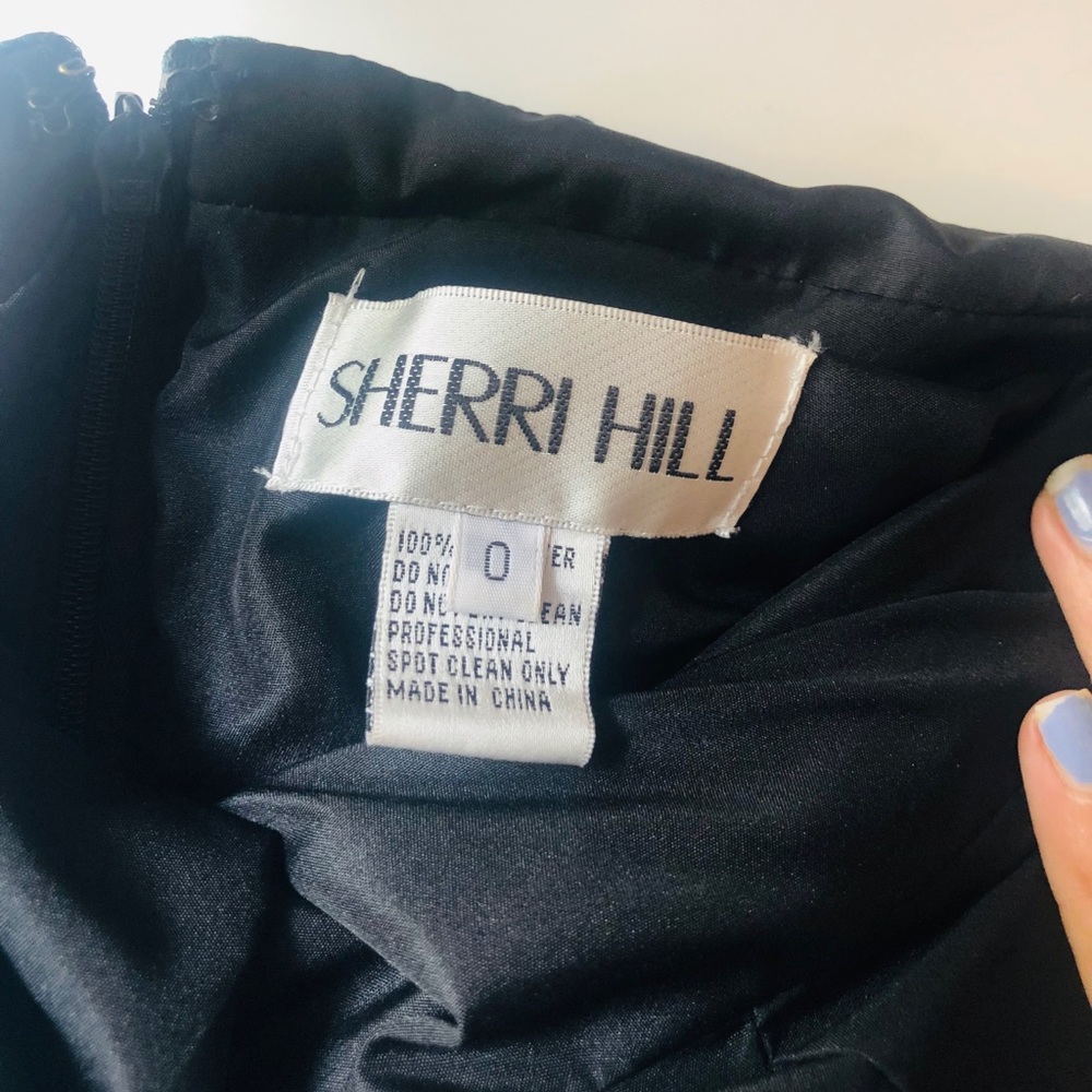 Sherri Hill Prom Dress 2019 - Picture 3 of 3